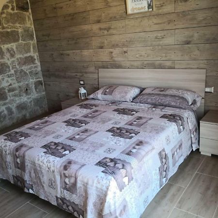 B&B Gli Ulivi SantʼAnna Arresi Eksteriør bilde